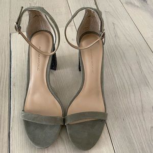 Banana republic suede heel